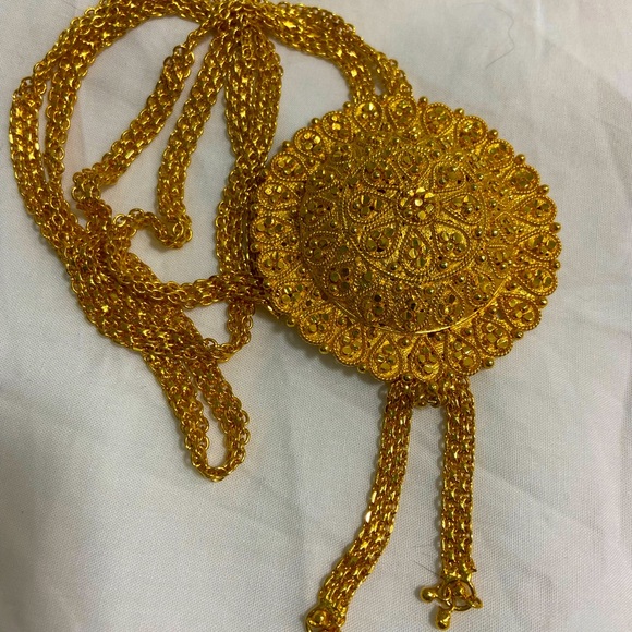 Necklace - Picture 1 of 1